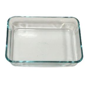 Pyrex 3 Cup 7 x 5 x 1.5" Glass Baking Dish
